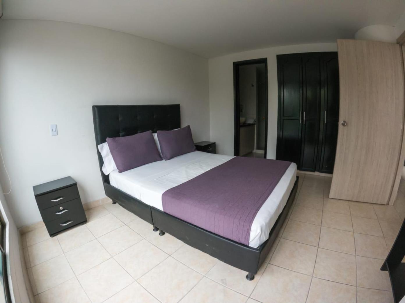 Santorini Apartamentos Amoblados Pereira Bagian luar foto